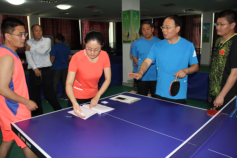 2017年5月27日公司和临朐县公安局“润法地通杯”乒乓球友谊赛